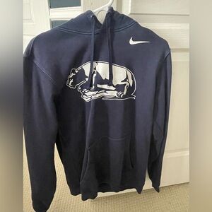Nike Men’s Small Penn State hoody.